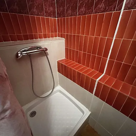 Appartement Climatise Pres De La - 4 Couchages - Fr-1-250-328 Le Grau-du-Roi